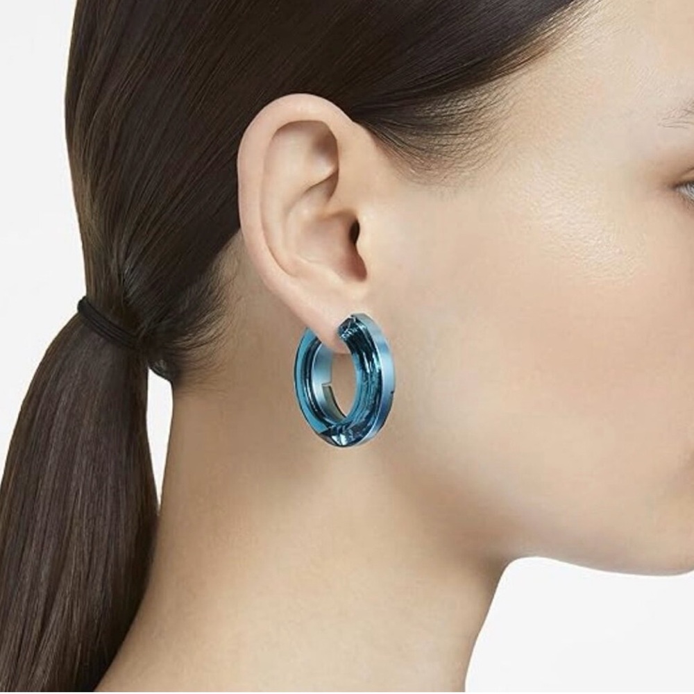 Swarovski Shimmering Blue Crystal Earrings